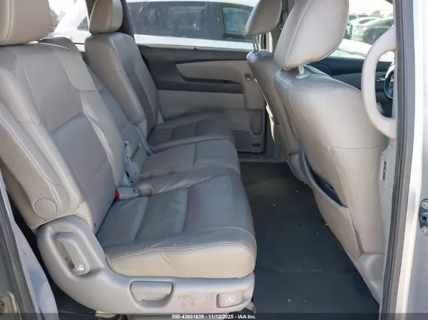 5FNRL5H66GB100815 2016 HONDA ODYSSEY - Image 8