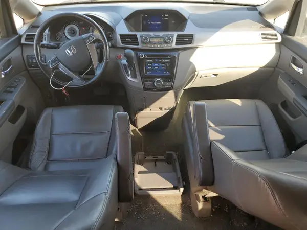 5FNRL5H66GB106467 2016 HONDA ODYSSEY - Image 8
