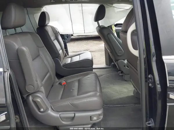 5FNRL5H66GB122832 2016 HONDA ODYSSEY - Image 8