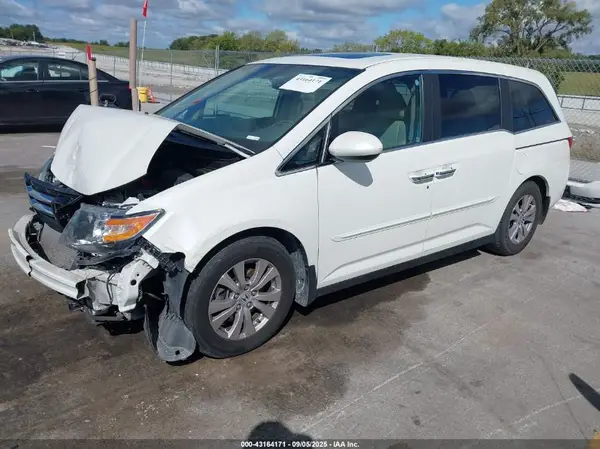 5FNRL5H66GB135273 2016 HONDA ODYSSEY - Image 2