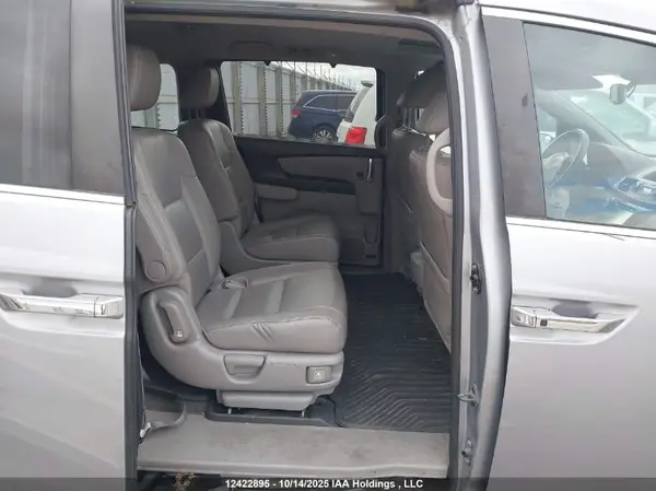 5FNRL5H66GB507226 2016 HONDA ODYSSEY - Image 8