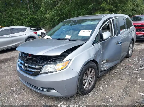 5FNRL5H66HB009979 2017 HONDA ODYSSEY - Image 2