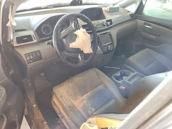 5FNRL5H66HB013045 2017 HONDA ODYSSEY - Image 8