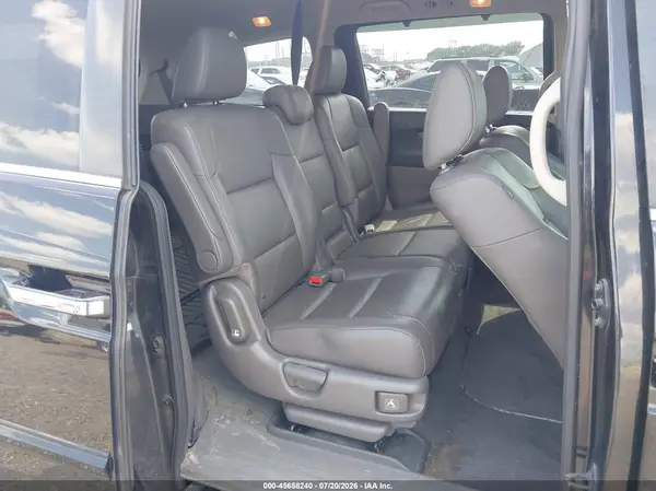 5FNRL5H66HB019640 2017 HONDA ODYSSEY - Image 8