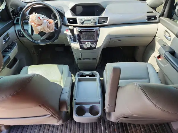 5FNRL5H66HB024210 2017 HONDA ODYSSEY - Image 8