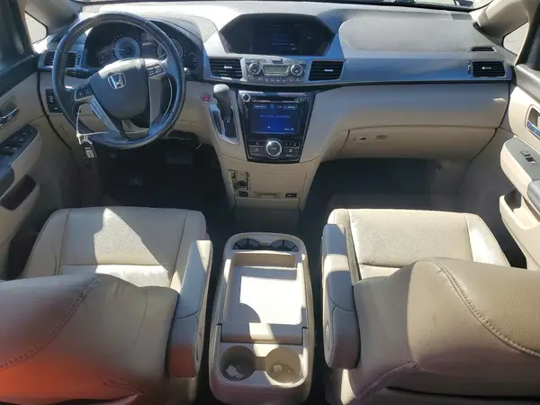 5FNRL5H66HB026037 2017 HONDA ODYSSEY - Image 8