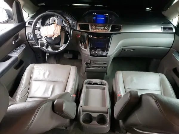 5FNRL5H67GB035635 2016 HONDA ODYSSEY - Image 8