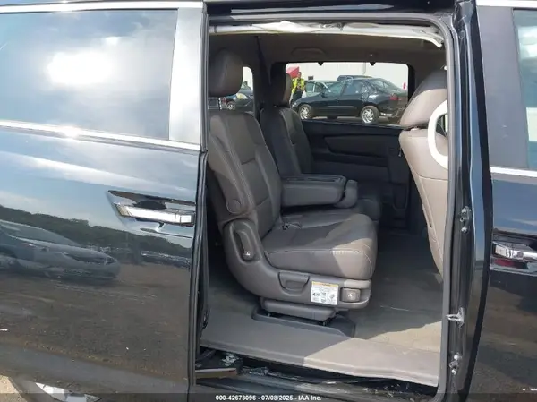 5FNRL5H67GB057070 2016 HONDA ODYSSEY - Image 8