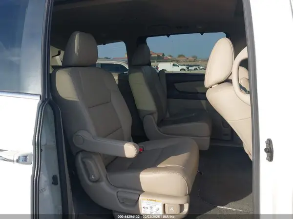 5FNRL5H67GB099402 2016 HONDA ODYSSEY - Image 8