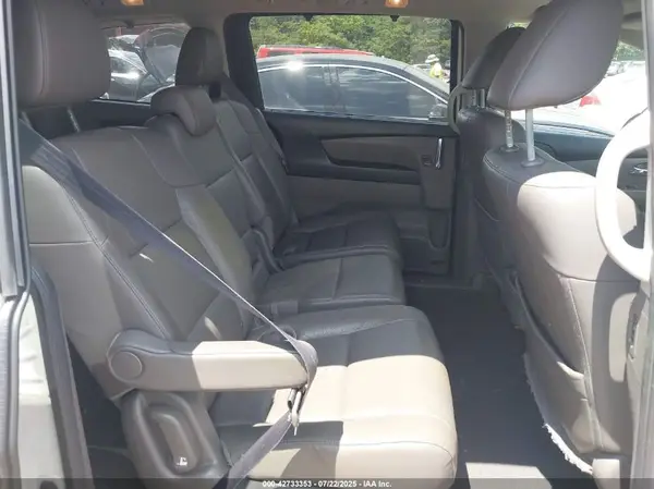 5FNRL5H67GB116778 2016 HONDA ODYSSEY - Image 8