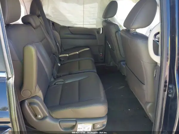 5FNRL5H67GB126100 2016 HONDA ODYSSEY - Image 8