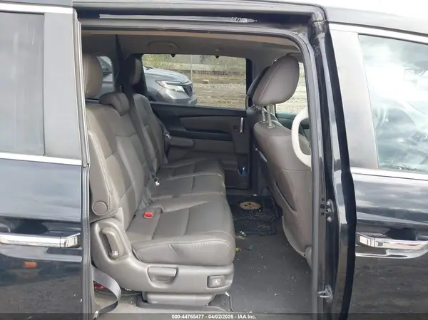 5FNRL5H67GB130261 2016 HONDA ODYSSEY - Image 8