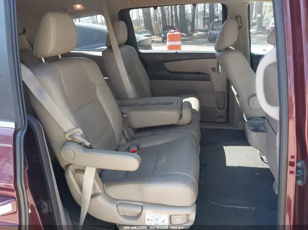5FNRL5H67GB140806 2016 HONDA ODYSSEY - Image 8