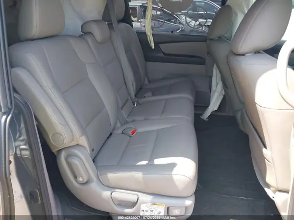 5FNRL5H67GB148999 2016 HONDA ODYSSEY - Image 8