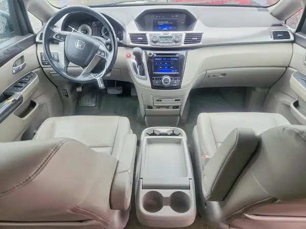 5FNRL5H67GB150557 2016 HONDA ODYSSEY - Image 8
