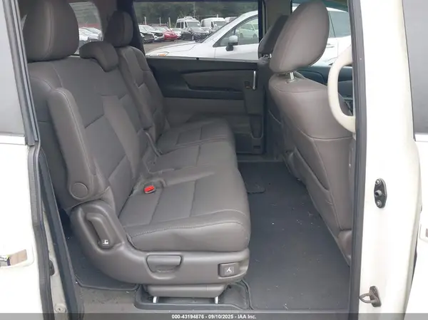 5FNRL5H67GB168332 2016 HONDA ODYSSEY - Image 8