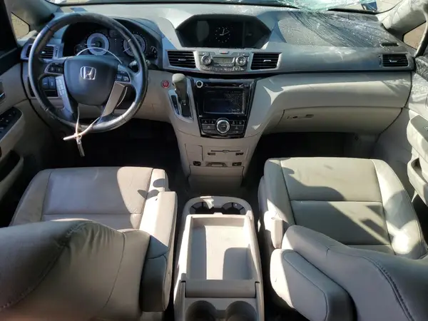 5FNRL5H67HB005326 2017 HONDA ODYSSEY - Image 8