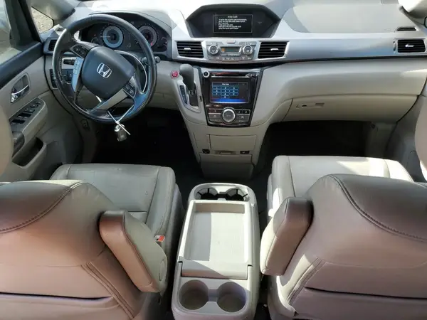 5FNRL5H67HB016097 2017 HONDA ODYSSEY - Image 8