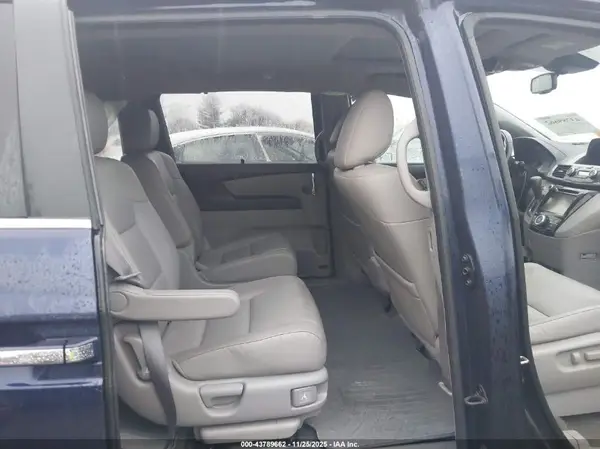 5FNRL5H67HB021414 2017 HONDA ODYSSEY - Image 8