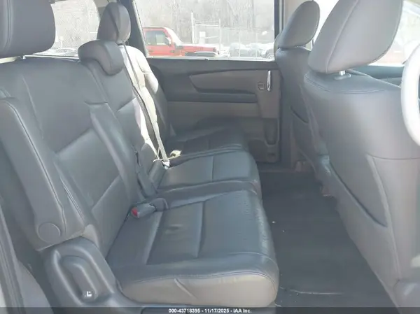 5FNRL5H68GB011862 2016 HONDA ODYSSEY - Image 8