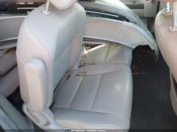 5FNRL5H68GB048667 2016 HONDA ODYSSEY - Image 8