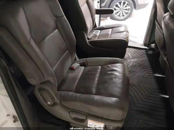 5FNRL5H68GB057658 2016 HONDA ODYSSEY - Image 8