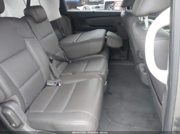 5FNRL5H68GB071060 2016 HONDA ODYSSEY - Image 8