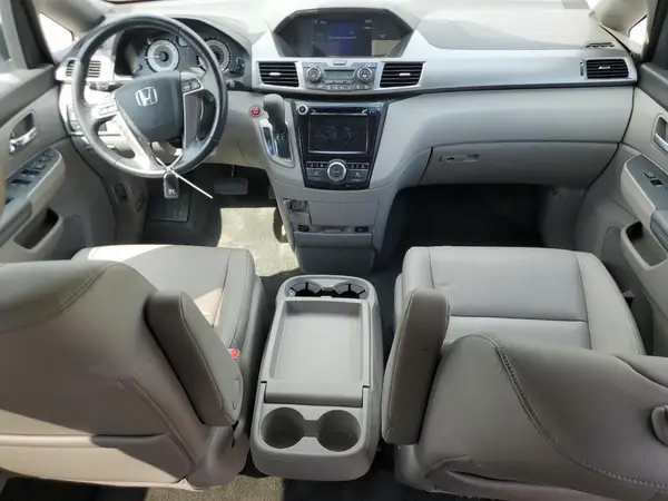 5FNRL5H68GB086643 2016 HONDA ODYSSEY - Image 8