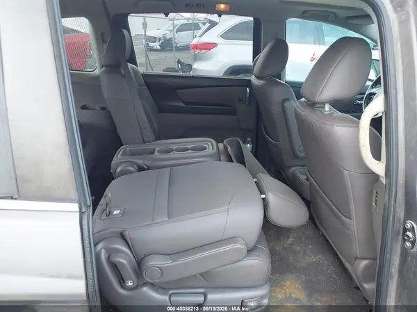 5FNRL5H68GB117731 2016 HONDA ODYSSEY - Image 8