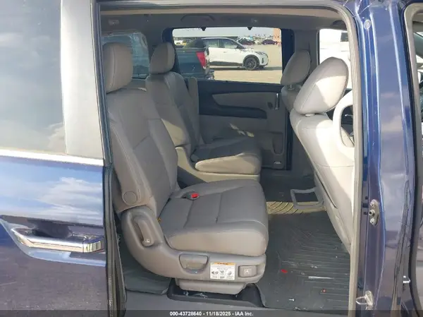 5FNRL5H68GB133301 2016 HONDA ODYSSEY - Image 8