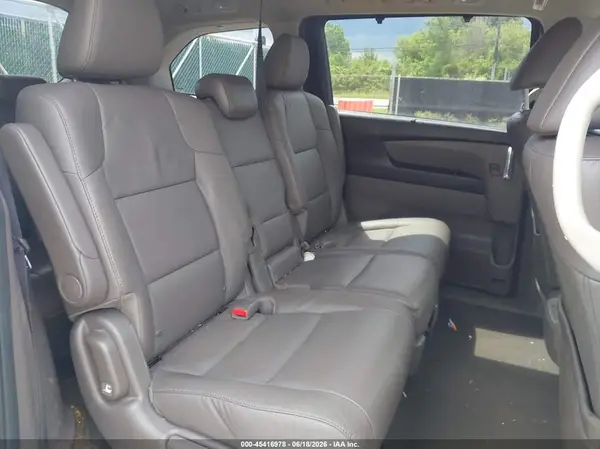 5FNRL5H68GB161261 2016 HONDA ODYSSEY - Image 8