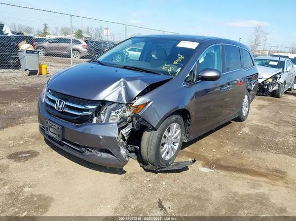 5FNRL5H68HB000944 2017 HONDA ODYSSEY - Image 2