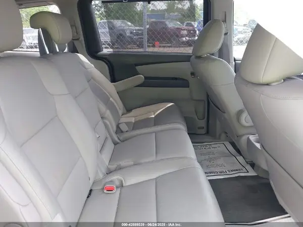 5FNRL5H68HB005349 2017 HONDA ODYSSEY - Image 8