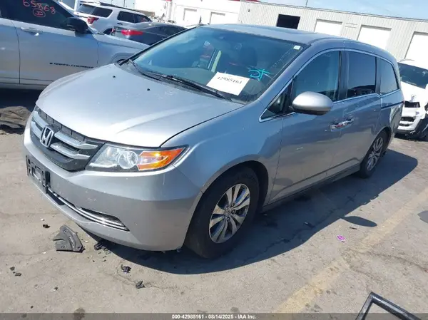 5FNRL5H68HB008137 2017 HONDA ODYSSEY - Image 2
