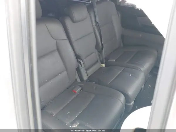 5FNRL5H68HB008834 2017 HONDA ODYSSEY - Image 8