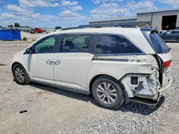 5FNRL5H68HB010499 2017 HONDA ODYSSEY - Image 2
