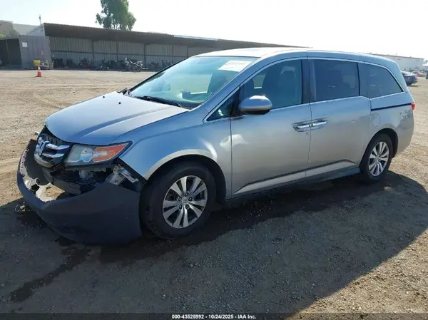 5FNRL5H68HB013516 2017 HONDA ODYSSEY - Image 2