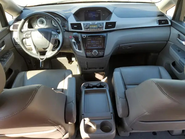 5FNRL5H68HB013869 2017 HONDA ODYSSEY - Image 8