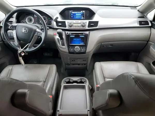 5FNRL5H68HB019672 2017 HONDA ODYSSEY - Image 8