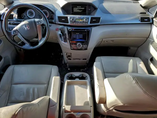 5FNRL5H68HB020823 2017 HONDA ODYSSEY - Image 8