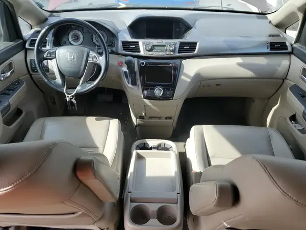 5FNRL5H68HB024418 2017 HONDA ODYSSEY - Image 8