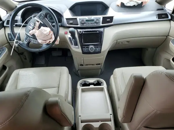 5FNRL5H68HB026556 2017 HONDA ODYSSEY - Image 8