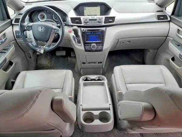 5FNRL5H68HB504393 2017 HONDA ODYSSEY - Image 8