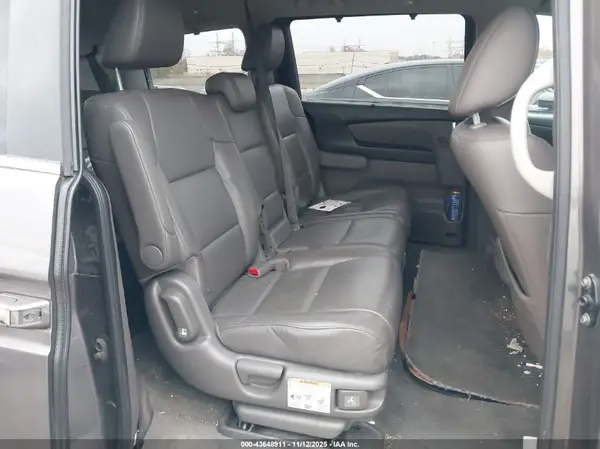 5FNRL5H69GB019386 2016 HONDA ODYSSEY - Image 8