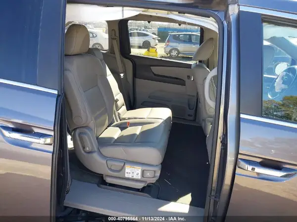 5FNRL5H69GB047902 2016 HONDA ODYSSEY - Image 8