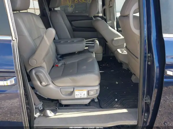 5FNRL5H69GB071178 2016 HONDA ODYSSEY - Image 8