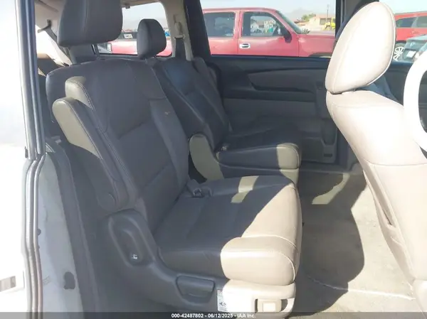 5FNRL5H69GB103448 2016 HONDA ODYSSEY - Image 8