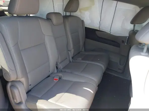 5FNRL5H69GB114675 2016 HONDA ODYSSEY - Image 8