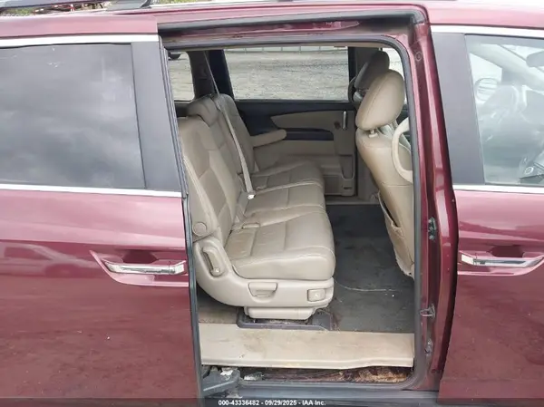 5FNRL5H69GB140810 2016 HONDA ODYSSEY - Image 8