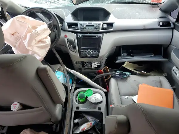 5FNRL5H69HB001472 2017 HONDA ODYSSEY - Image 8